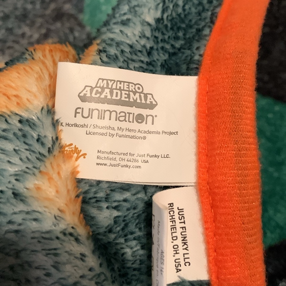 My Hero Academia Throw Blanket & Figurine Bakugo - Picture 8 of 12